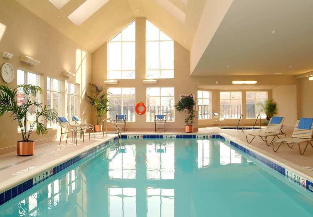 Residence Inn By Marriott Toronto Airport Екстериор снимка