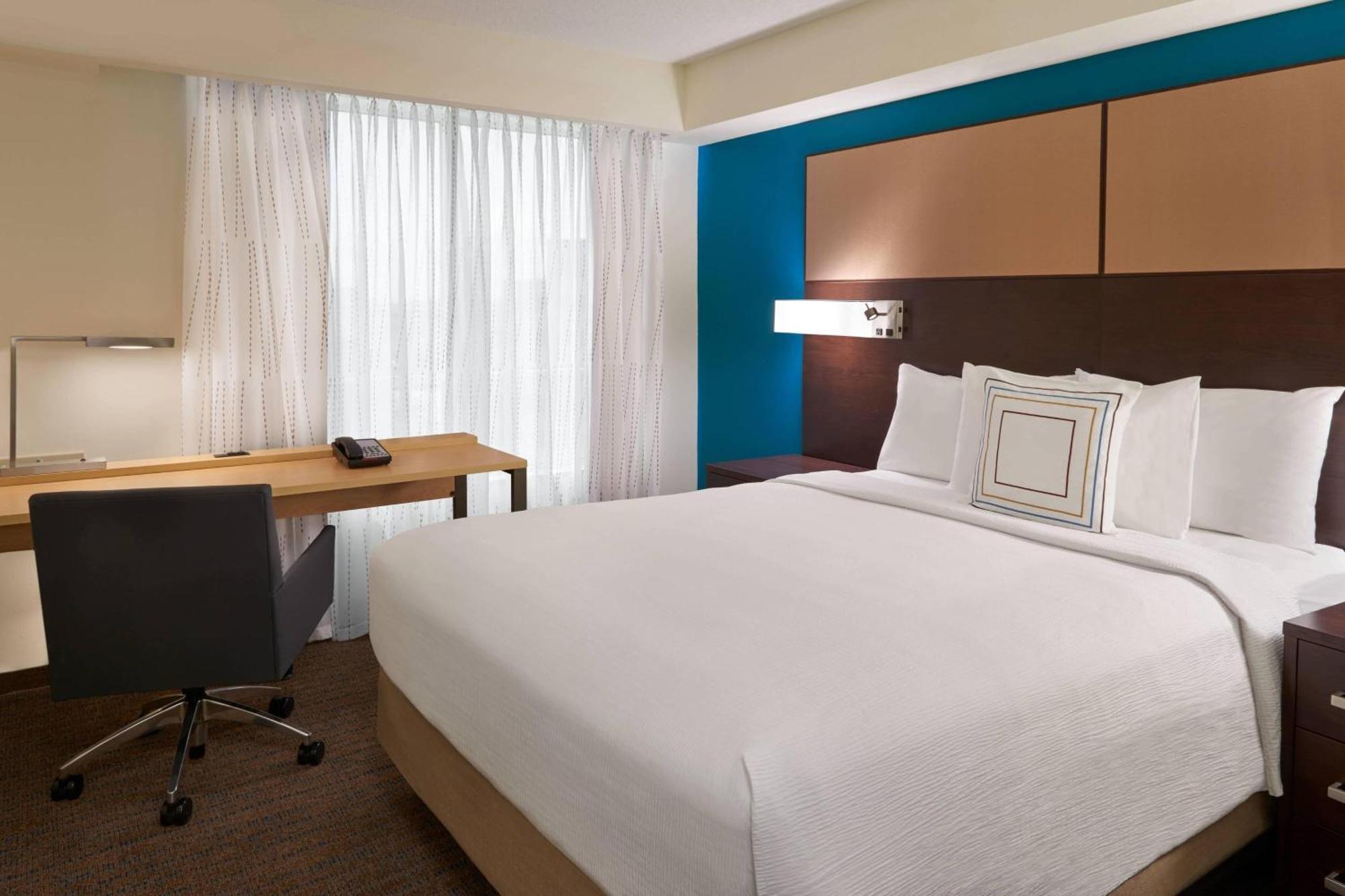 Residence Inn By Marriott Toronto Airport Екстериор снимка