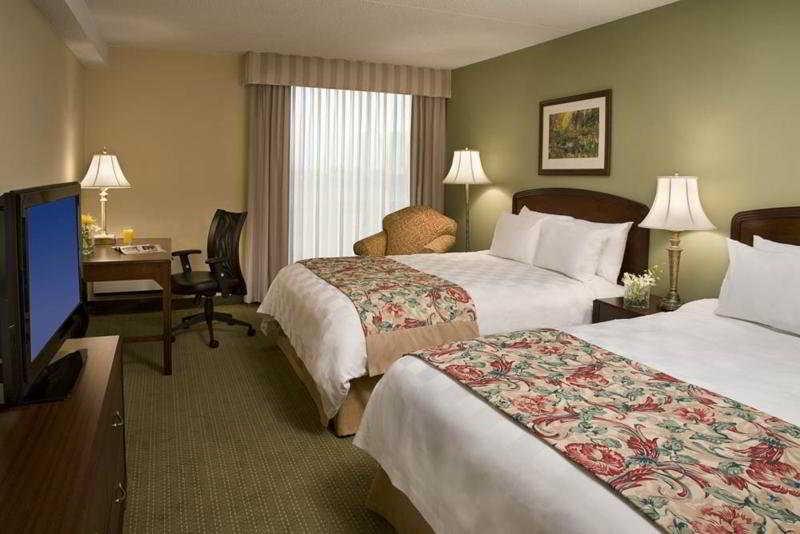 Residence Inn By Marriott Toronto Airport Екстериор снимка